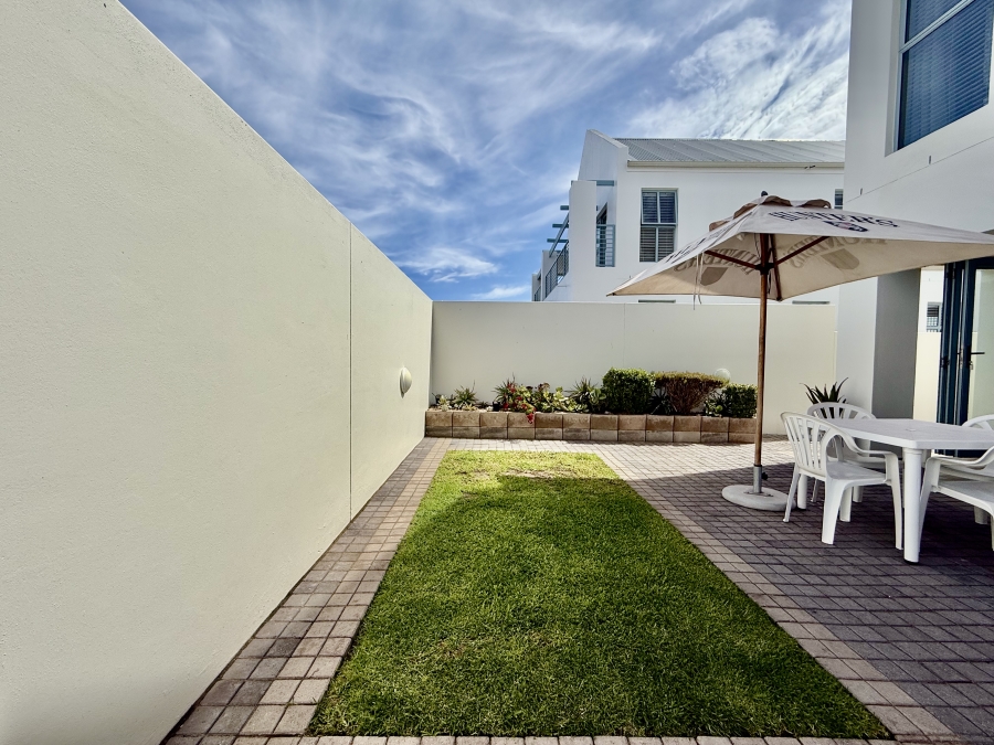 4 Bedroom Property for Sale in Blue Lagoon Western Cape